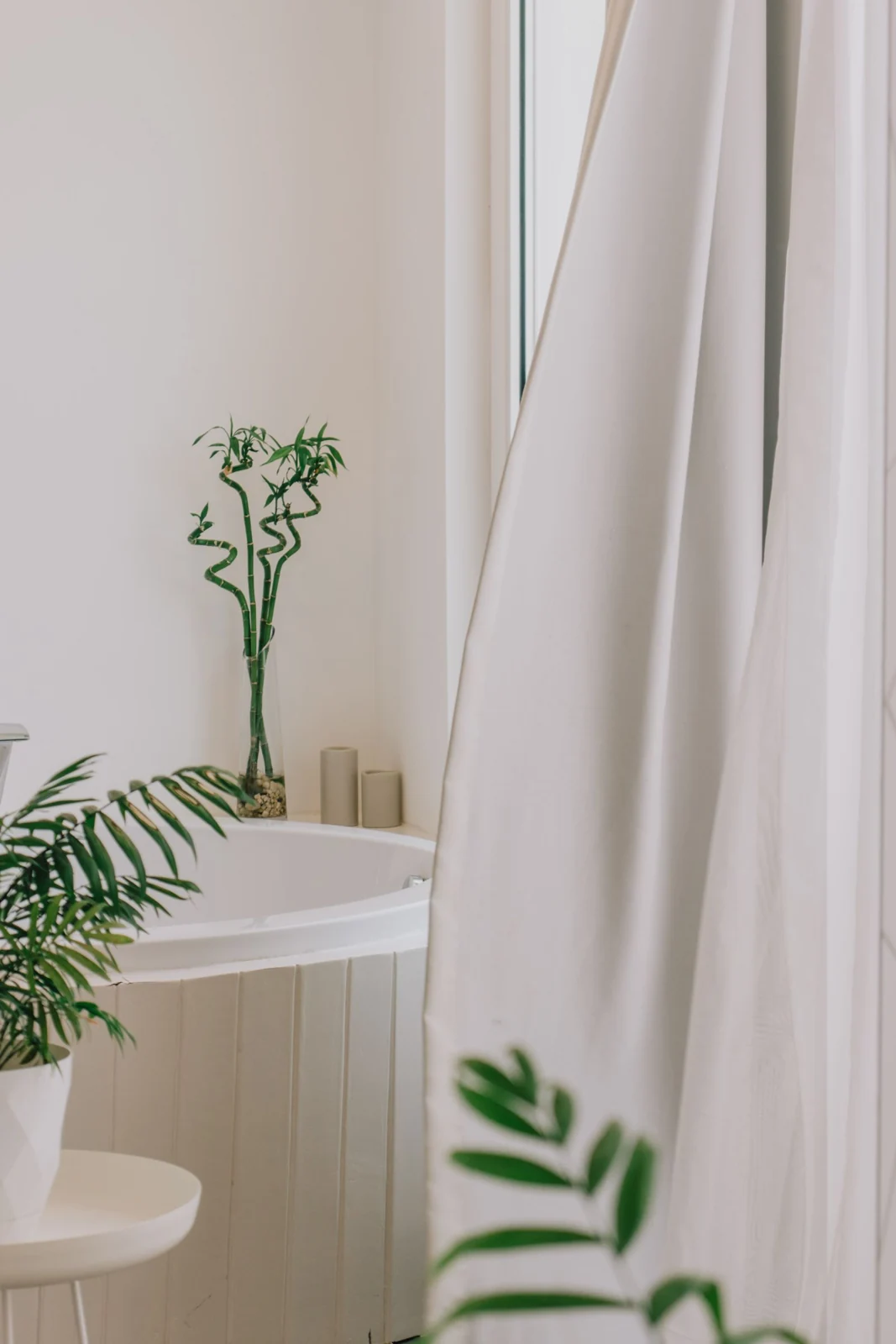 Fitted bath and shower curtain